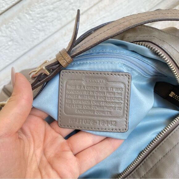 COACH Colette Grey Tan Op Art Leather Hobo Shoulder Bag 16442 - Picture 8 of 10